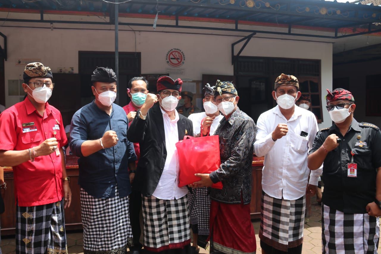 podiumnews.com-Berkantor di Desa Padangan, Sanjaya Himbau Tingkatkan Potensi Kopi Robusta